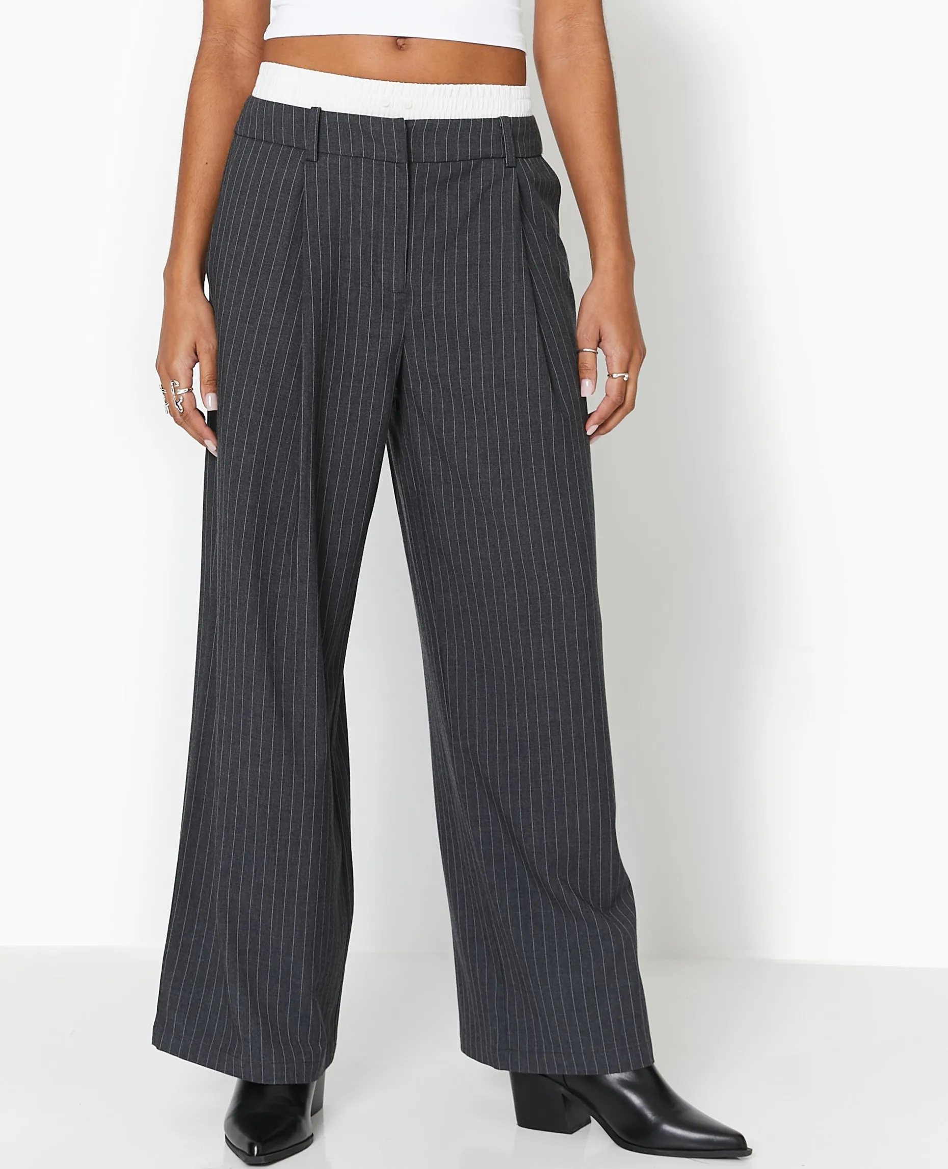 Pantalon Large Avec Effet Caleçon Apparent - Gris Foncé