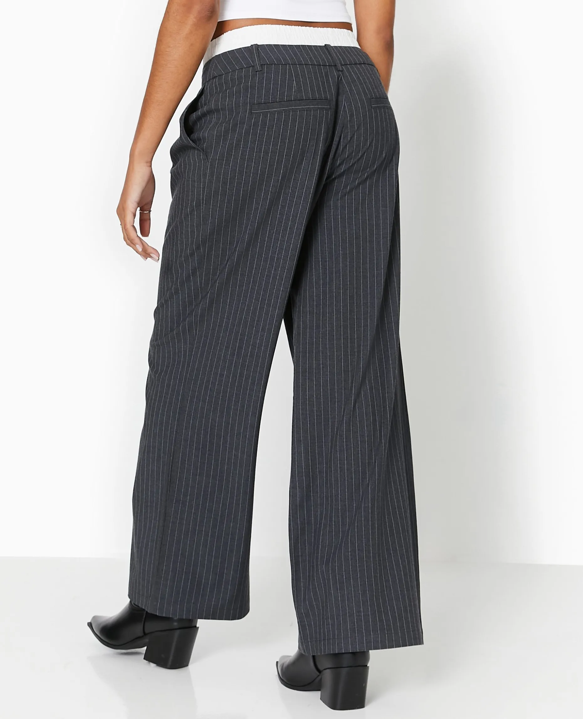 Pantalon Large Avec Effet Caleçon Apparent - Gris Foncé