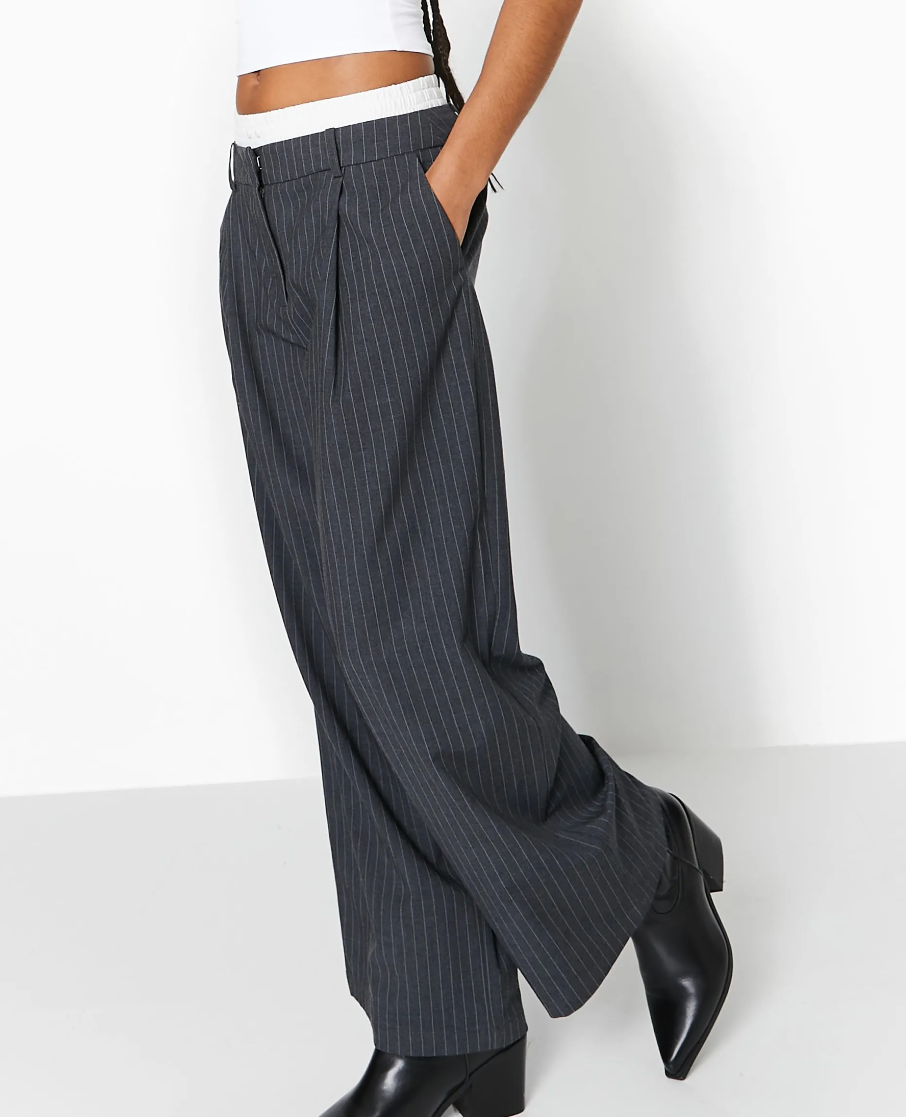Pantalon Large Avec Effet Caleçon Apparent - Gris Foncé
