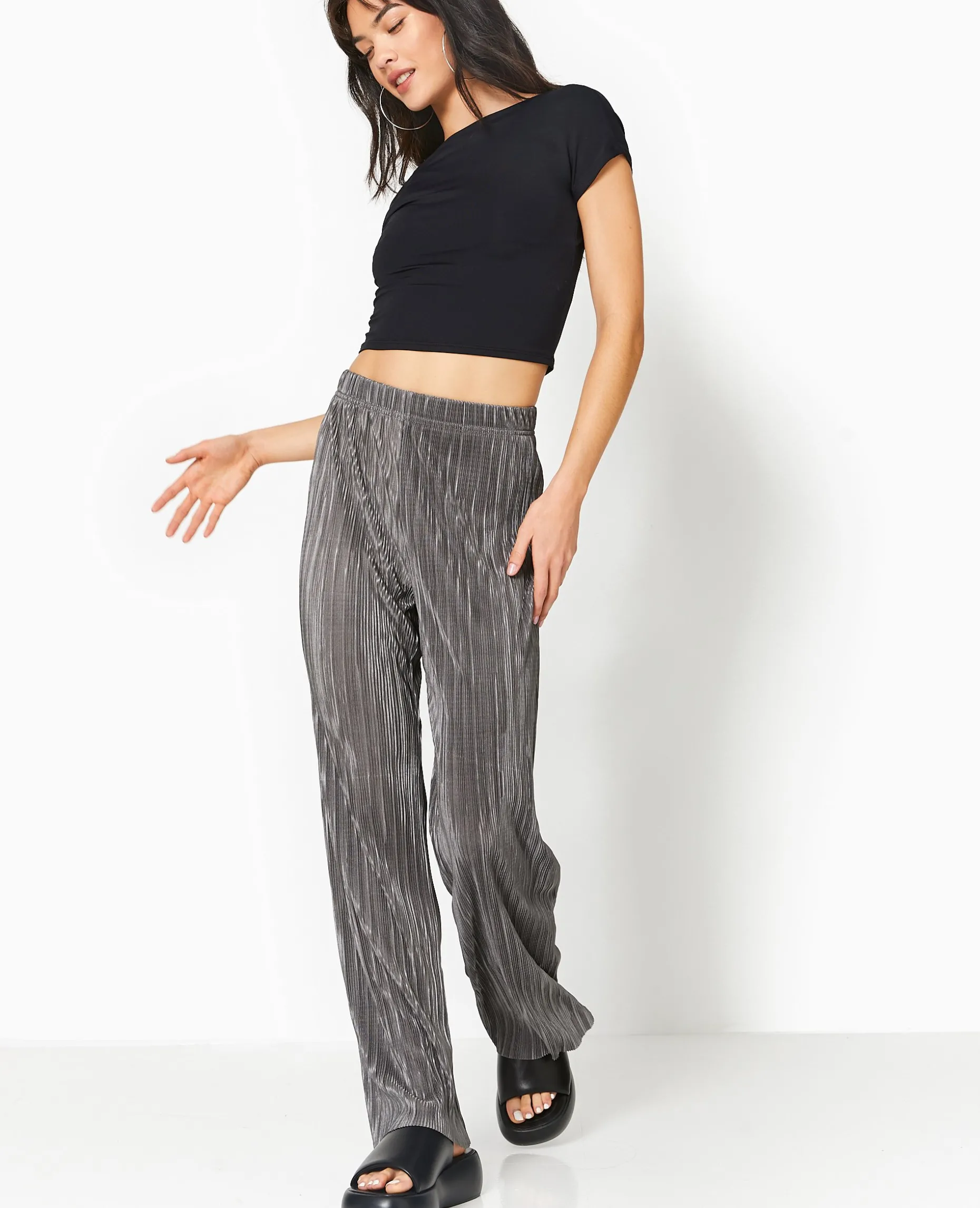 Pantalon Large En Tissu Plissé Et Satiné - Gris Foncé