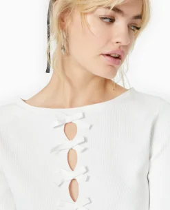 Pull Ajusté Avec Ouvertures Et Nœuds Devant - Blanc