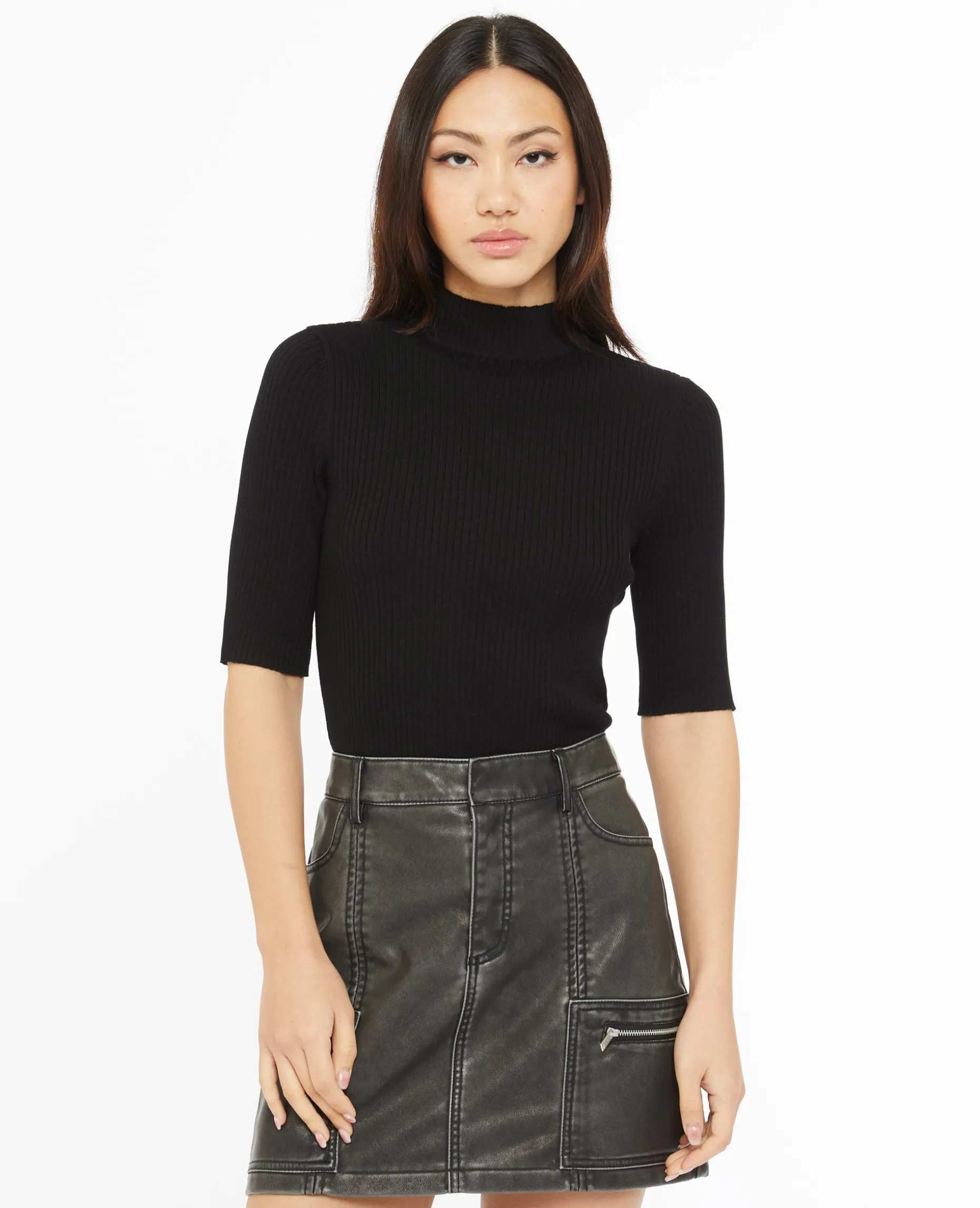 Pull Col Montant Manches Courtes - Noir