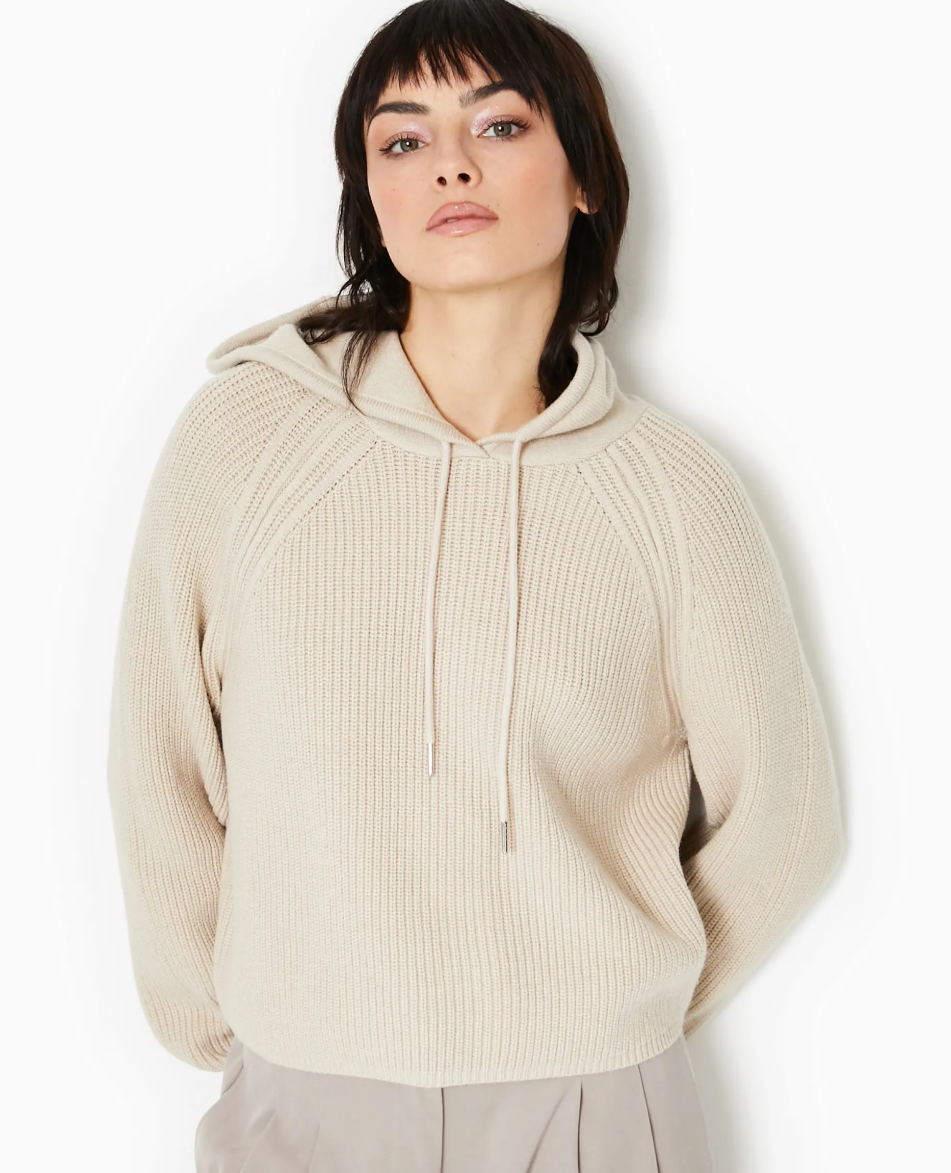 Pull Court Avec Capuche - Beige