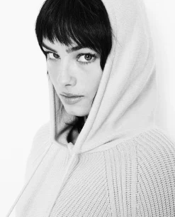 Pull Court Avec Capuche - Beige