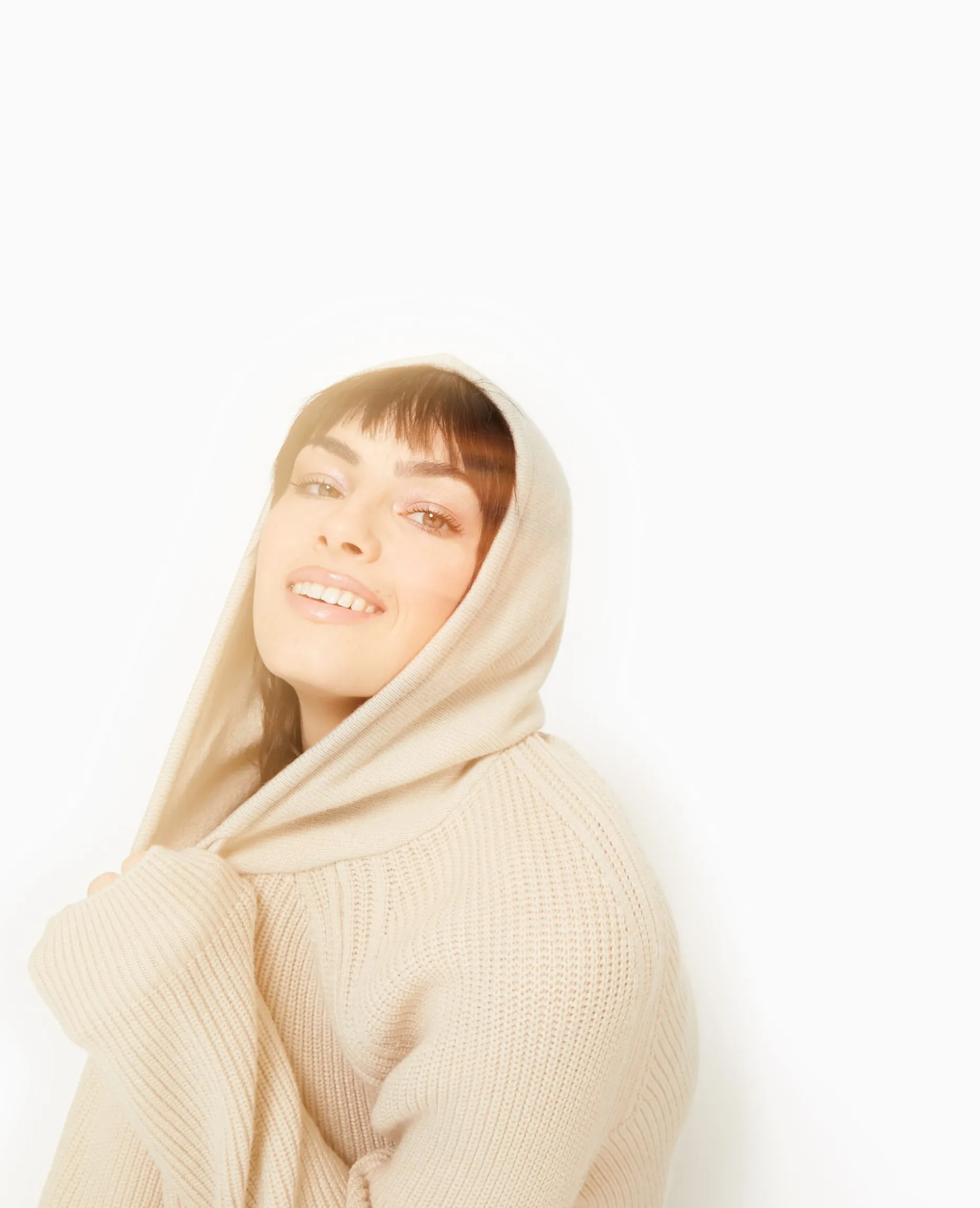 Pull Court Avec Capuche - Beige
