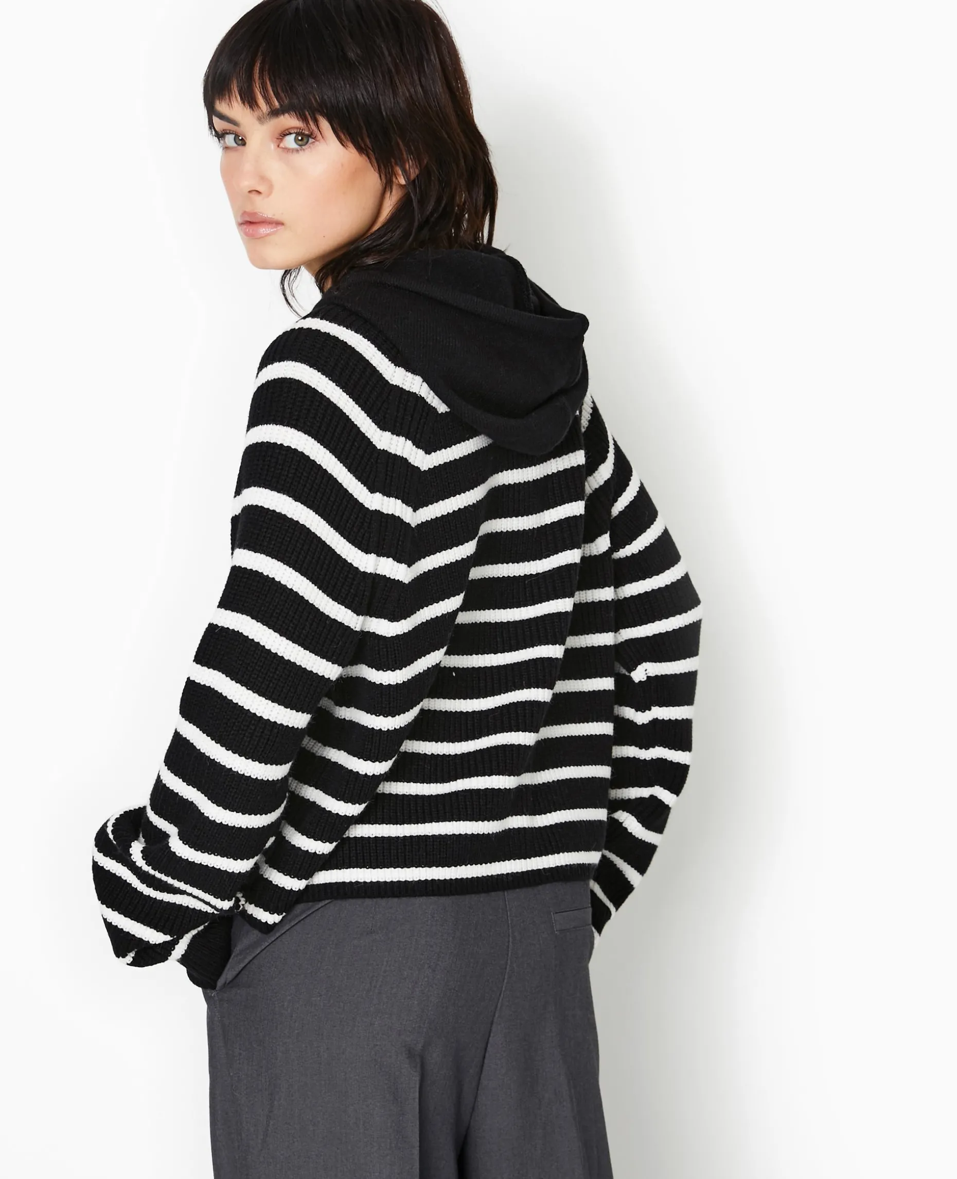 Pull Court Rayé Avec Capuche - Blanc