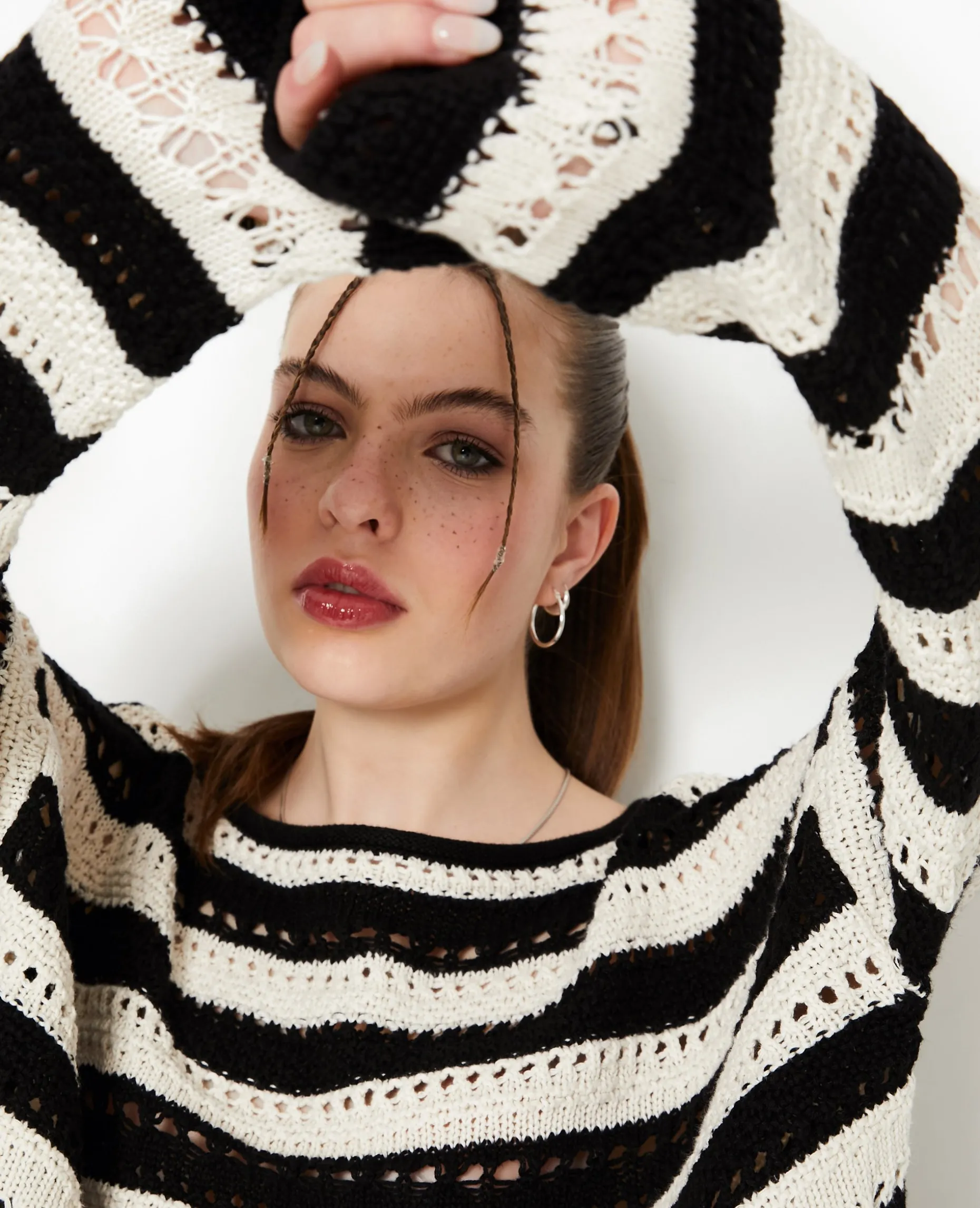 Pull Rayé En Maille Ajourée Façon Crochet - Noir