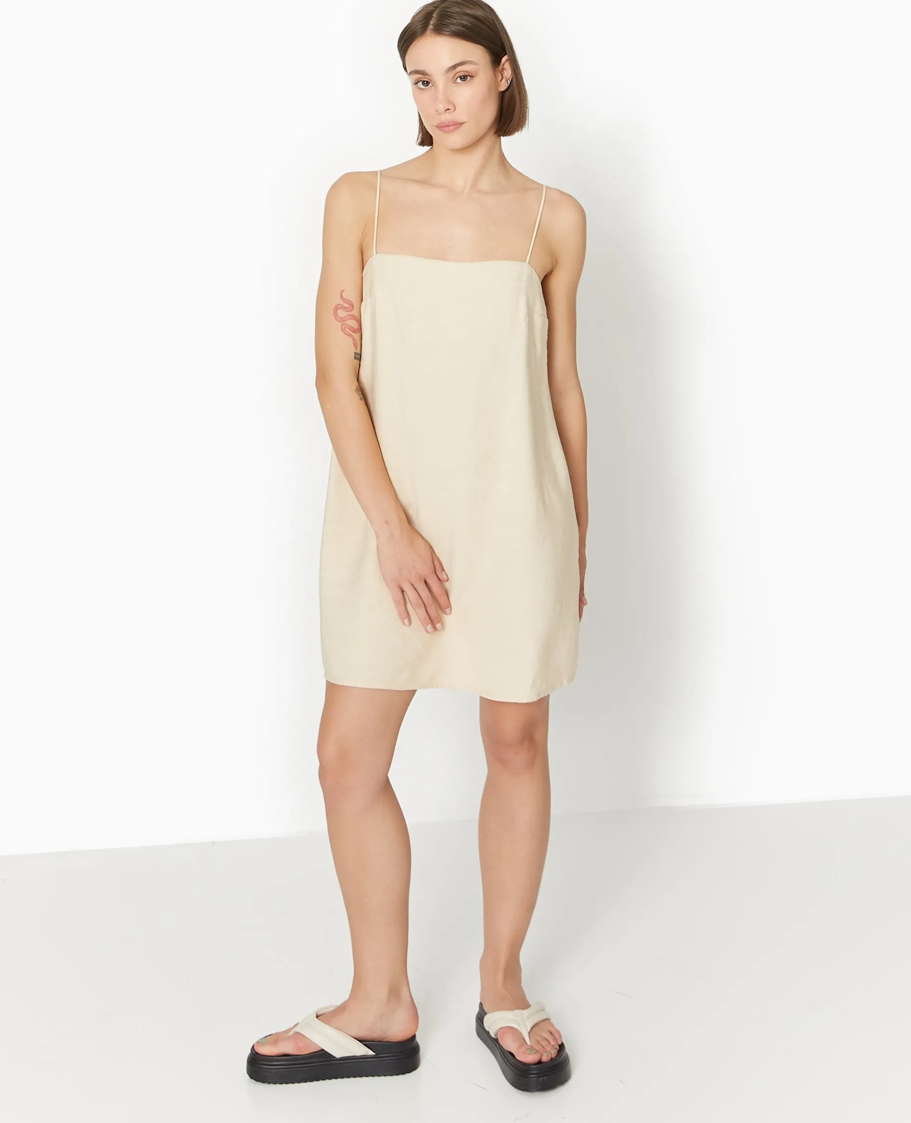 Robe Courte Avec Bretelles à Nouer - Beige