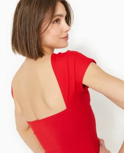 Robe Courte Avec Dos Ouvert - Rouge