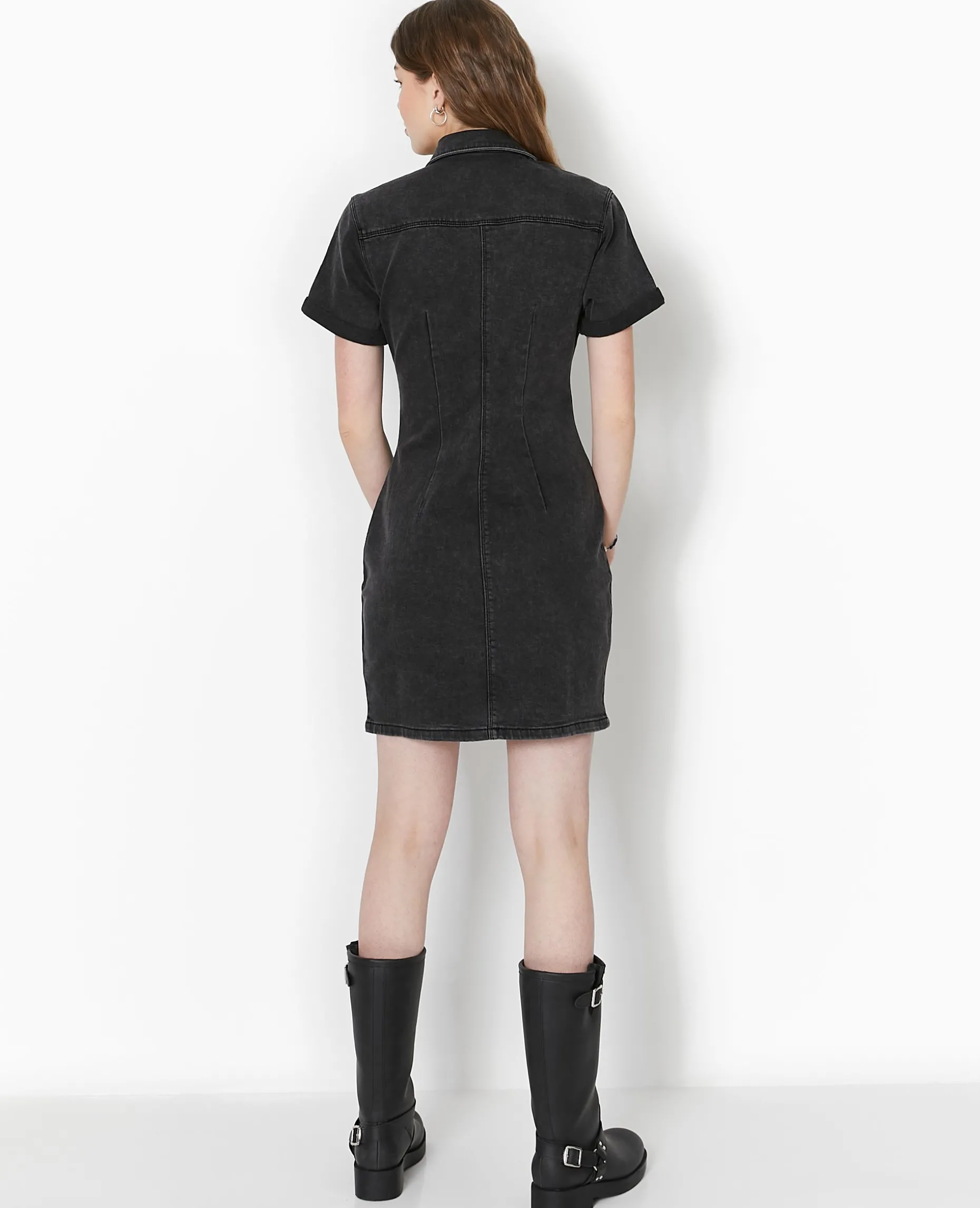 Robe Courte Et Moulante En Jean - Noir