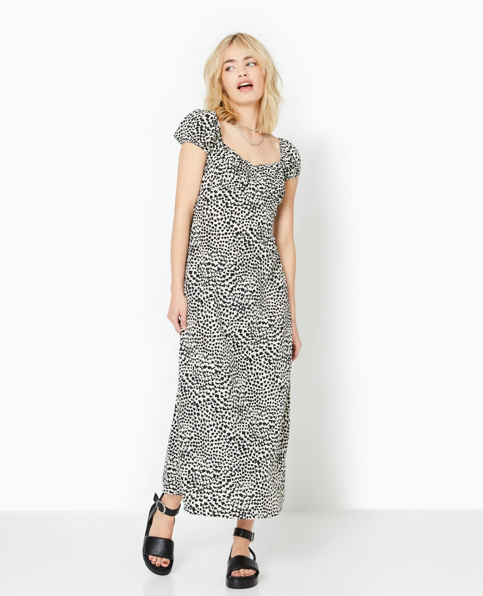 Robe Longue Forme Empire Motif Tacheté - Blanc