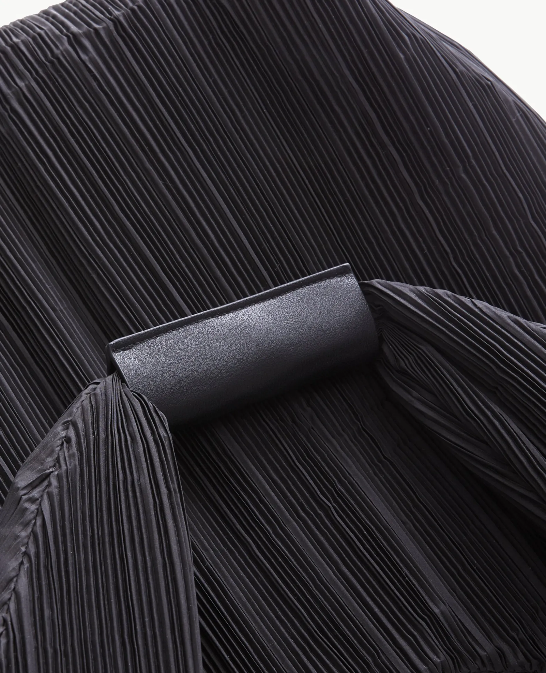 Sac En Tissu Plissé Porté épaule - Noir