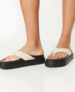 Tongs En Simili Avec Semelles Compensées - écru