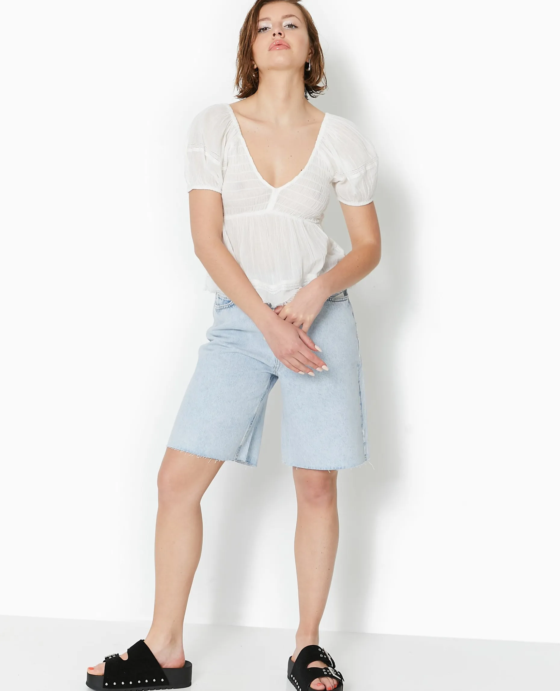 Top En Tissu Léger Avec Dentelle Et Smock - Blanc