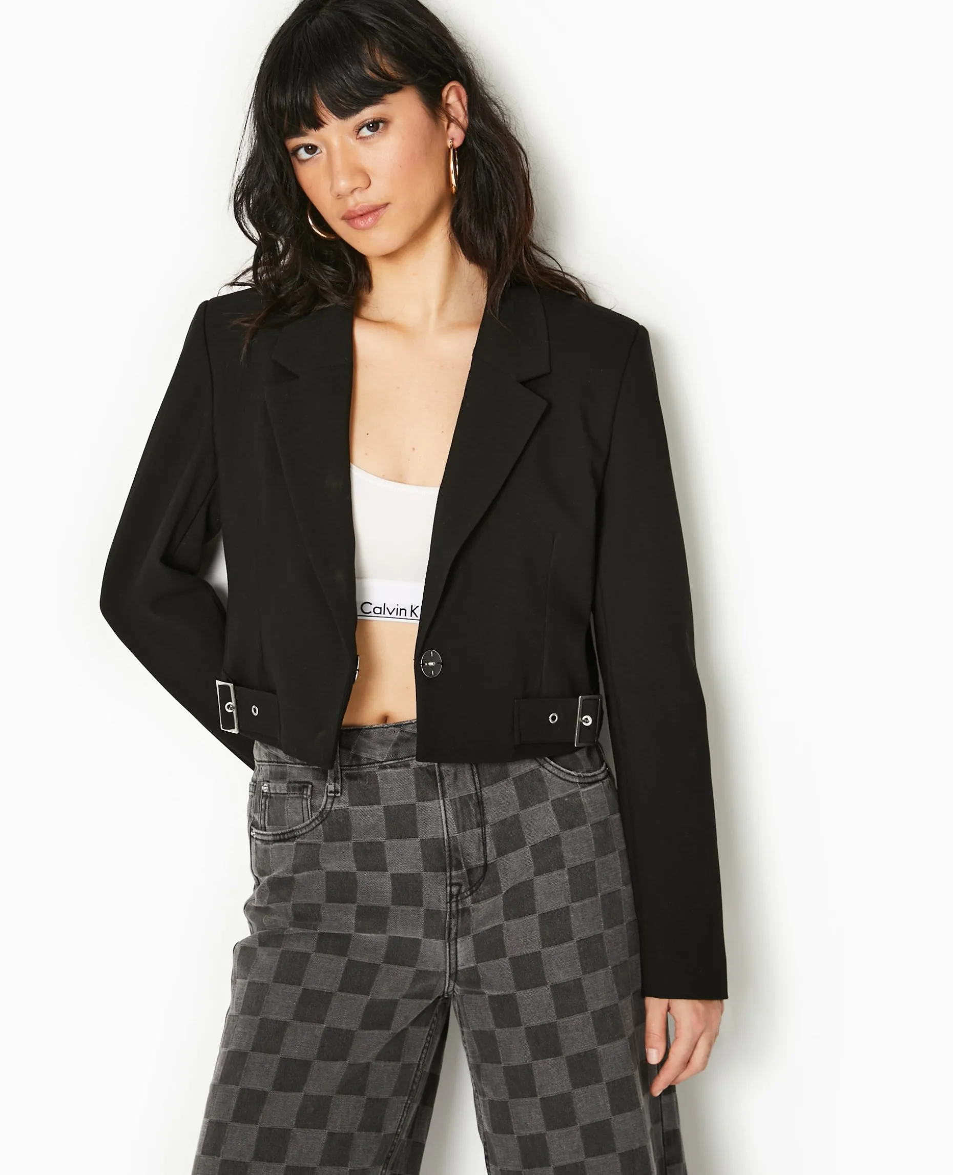Veste Blazer Courte Avec Pattes Et Boucles - Noir