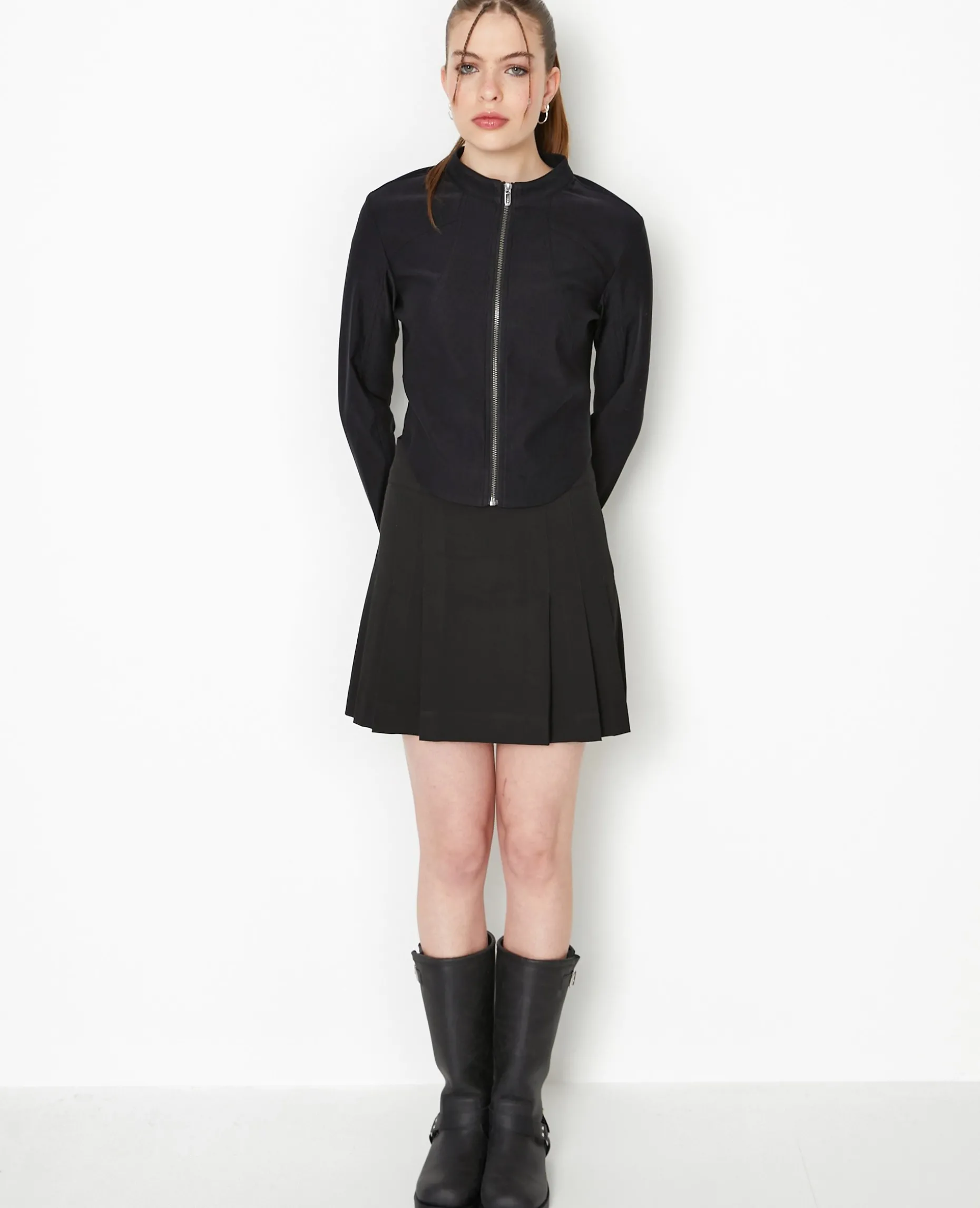 Veste Zippée Fittée Et Courte - Noir